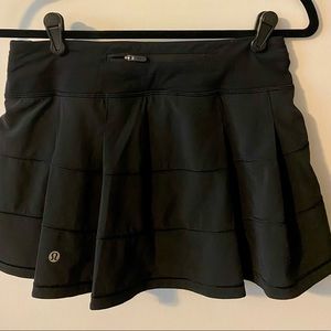 Lululemon Pace Rival Midrise Skort - Black Size 4. Like NEW